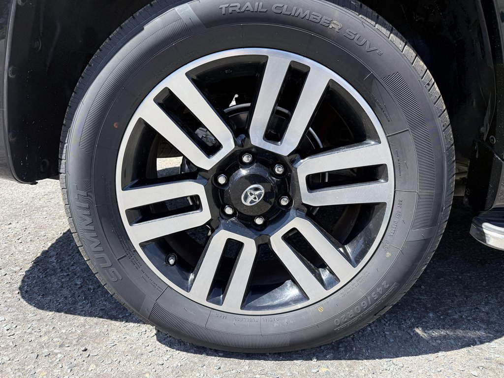 2019 Toyota 4Runner Limited - Photo 7