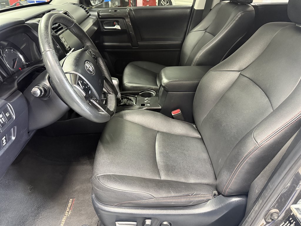 2021 Toyota 4Runner TRD Off-Road Premium - Photo 10
