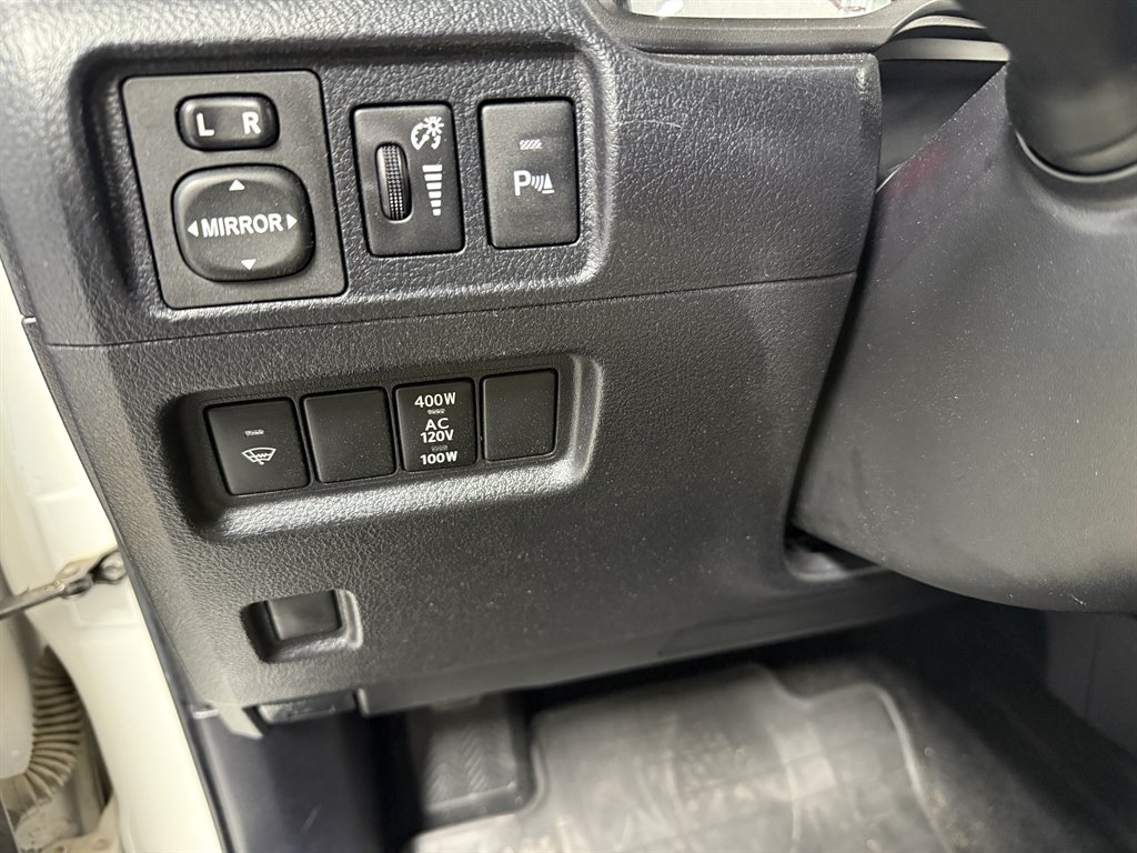 2016 Toyota 4Runner Limited - Photo 13