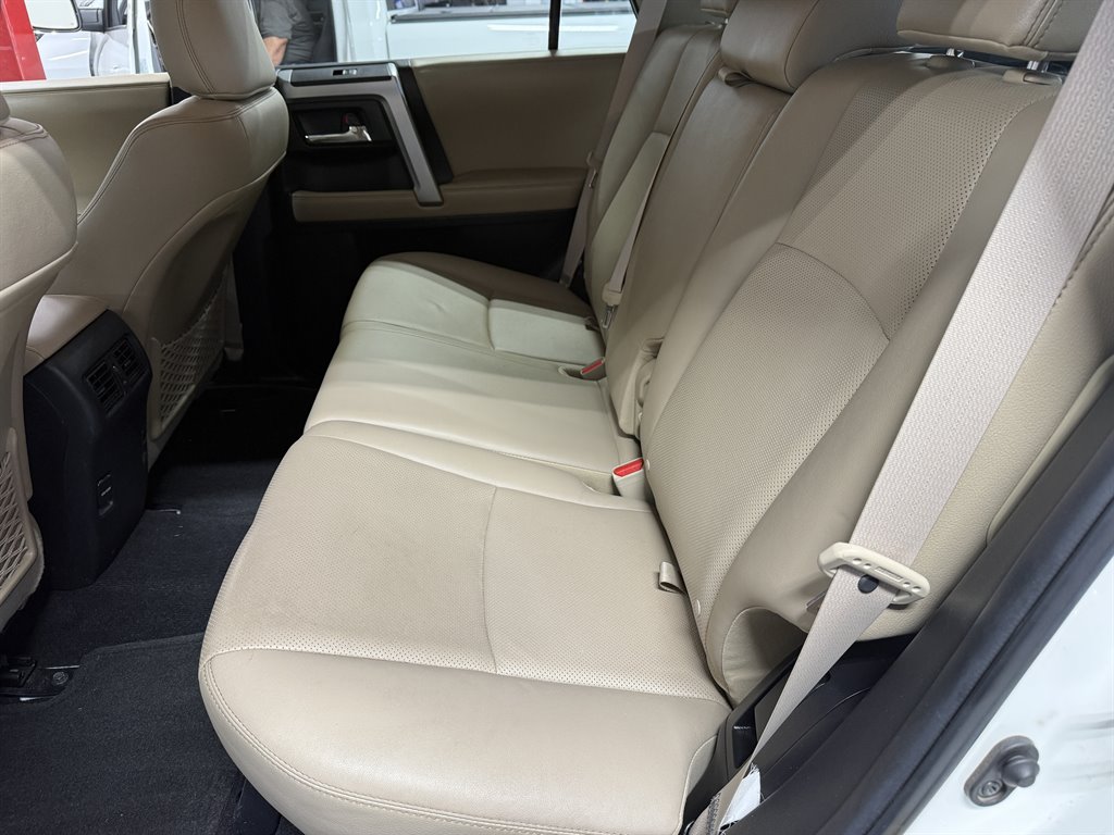 2016 Toyota 4Runner Limited - Photo 25