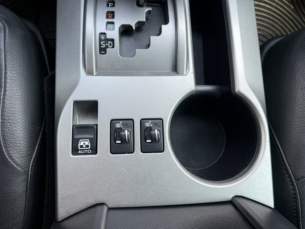2013 Toyota 4Runner SR5 - Photo 17