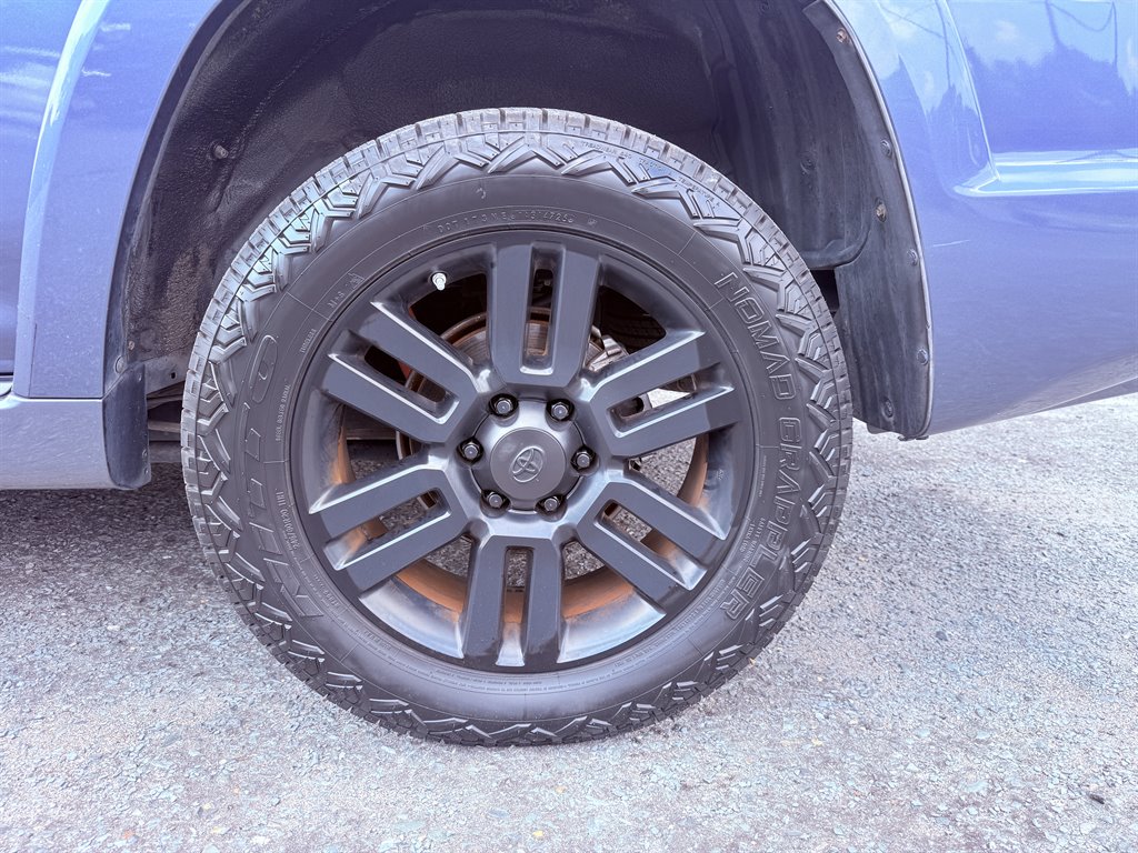 2013 Toyota 4Runner SR5 - Photo 9