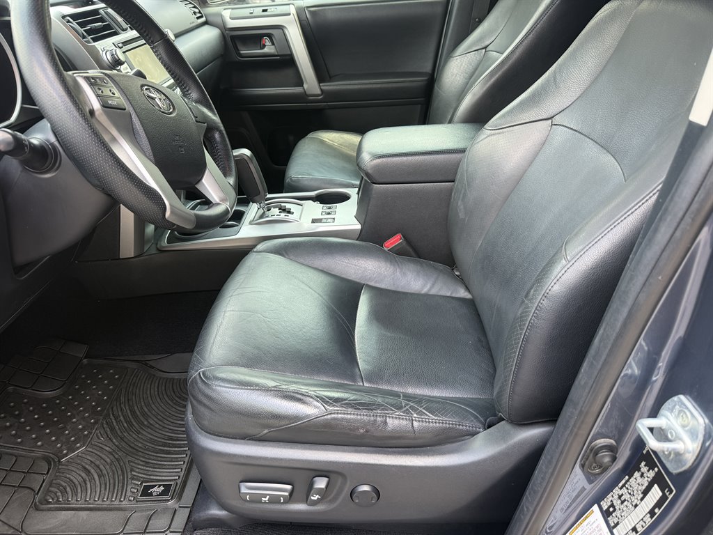 2013 Toyota 4Runner SR5 - Photo 10