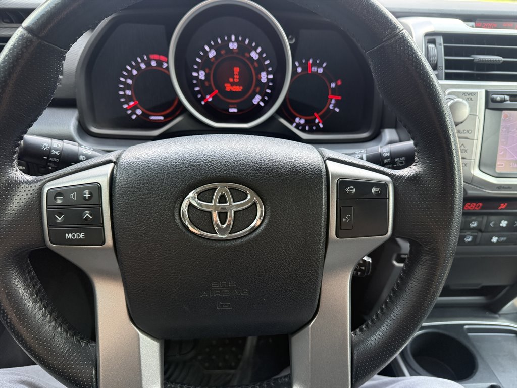 2013 Toyota 4Runner SR5 - Photo 11