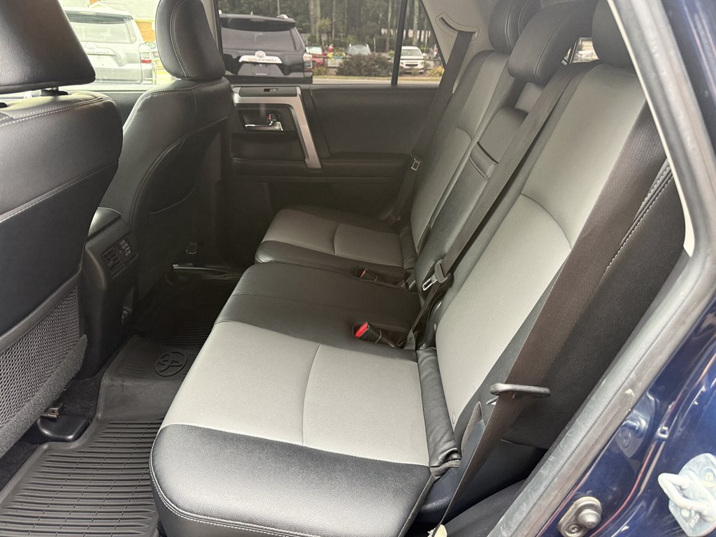 2021 Toyota 4Runner SR5 Premium - Photo 24