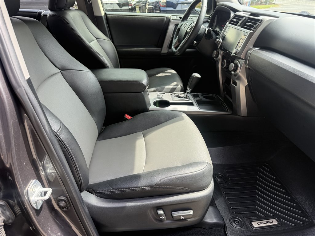 2021 Toyota 4Runner SR5 Premium - Photo 20