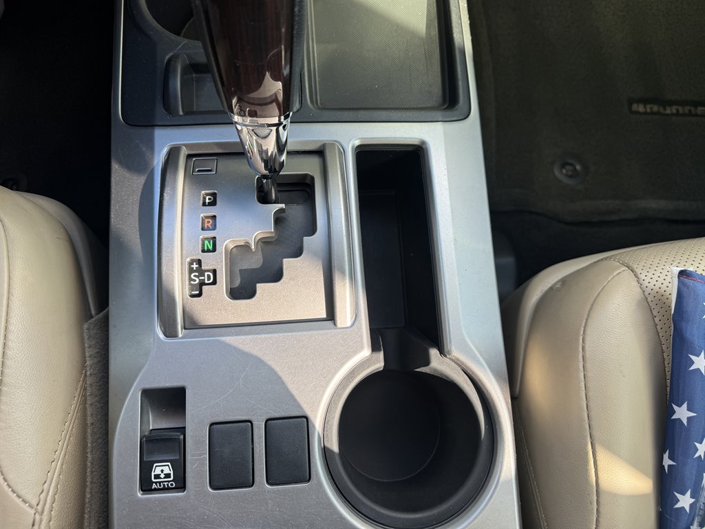 2016 Toyota 4Runner Limited - Photo 19