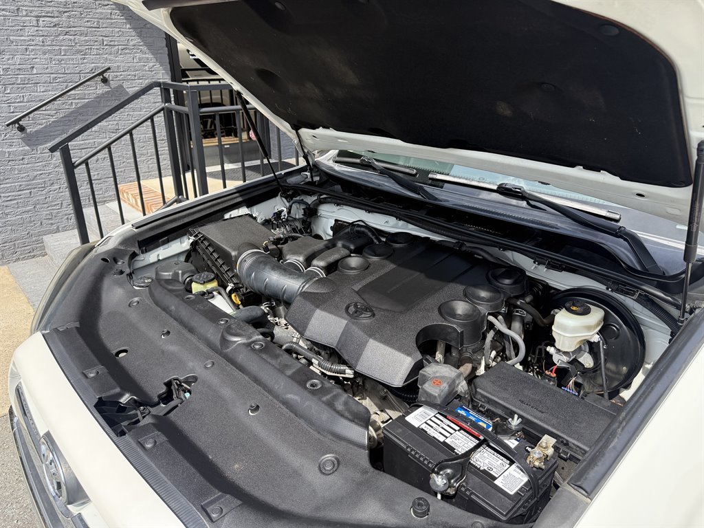 2016 Toyota 4Runner Limited - Photo 28