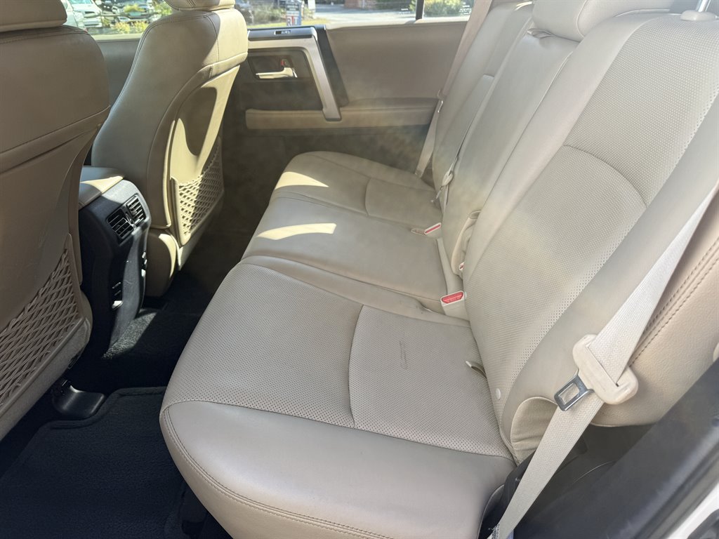 2016 Toyota 4Runner Limited - Photo 24
