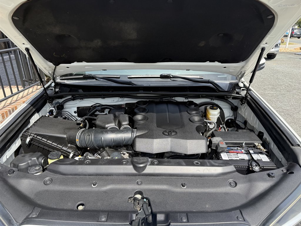 2016 Toyota 4Runner Limited - Photo 27
