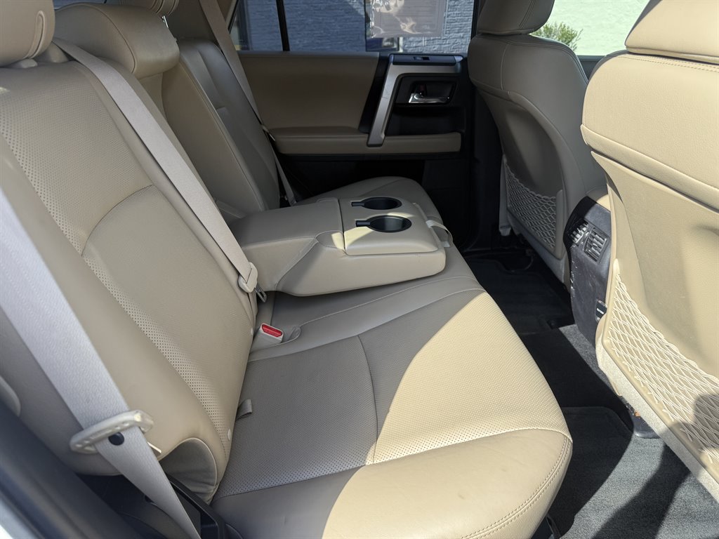 2016 Toyota 4Runner Limited - Photo 25