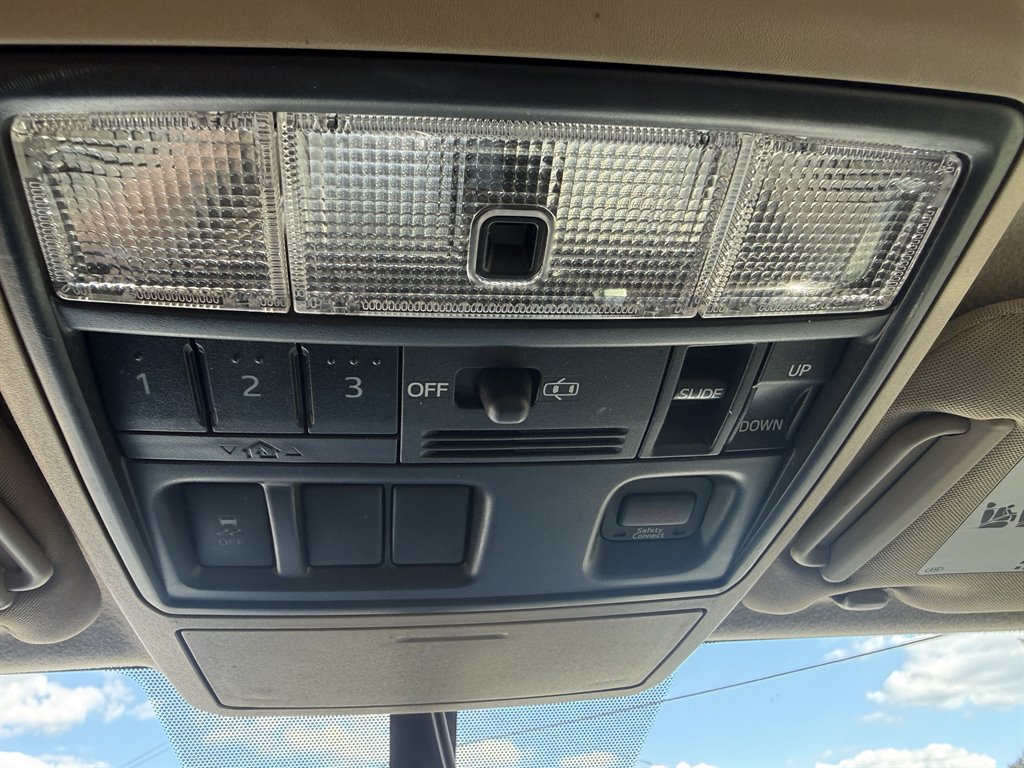2016 Toyota 4Runner Limited - Photo 22