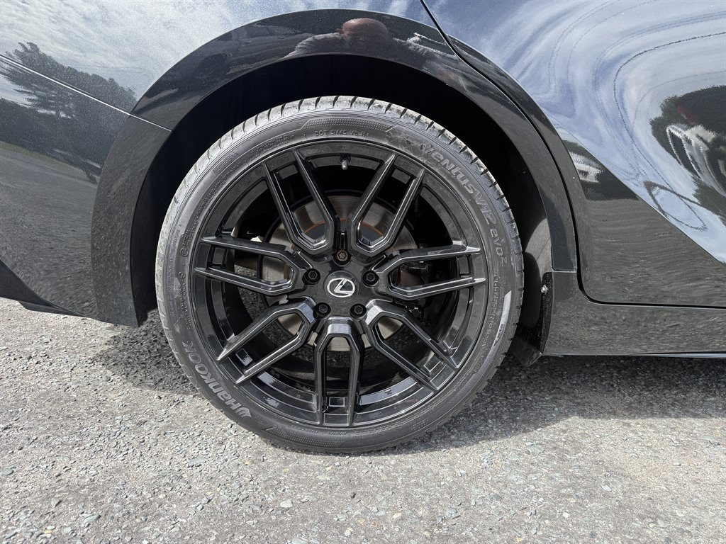 2025 Lexus IS 500 F SPORT PERFORMANCE - Photo 7
