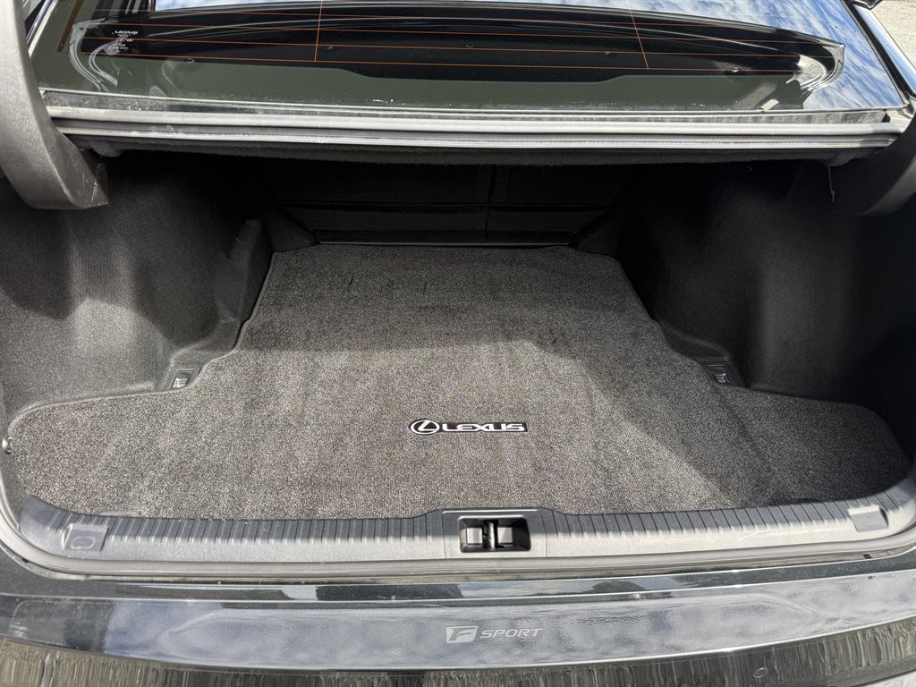 2025 Lexus IS 500 F SPORT PERFORMANCE - Photo 23